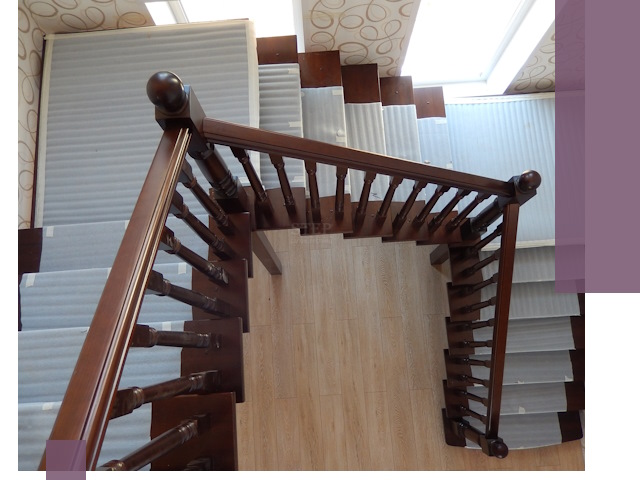 П-образные лестницы под ключ в Крымске — изготовление и монтаж