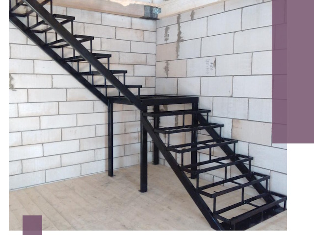 Лестницы на металлокаркасе под ключ в Крымске — изготовление и монтаж