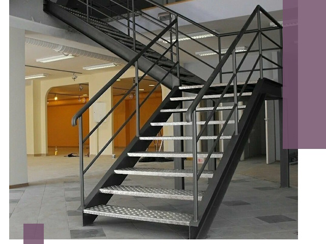 Лестницы для офиса в Крымске: изготовление, монтаж, демонтаж