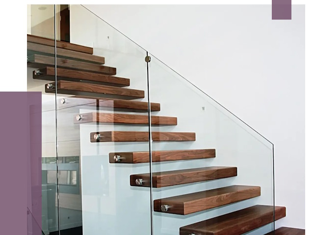 Стеклянные перила для лестницы в Крымске от 15026 руб.