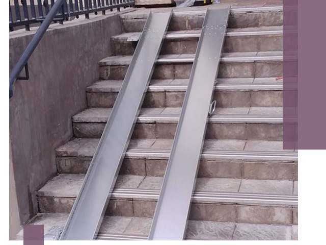 Демонтаж откидных пандусов профессионально в Крымске