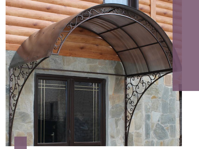 Арочные козырьки под ключ в Крымске: изготовление и монтаж