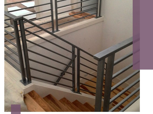 Изготовление поручней из металла и дерева в Крымске