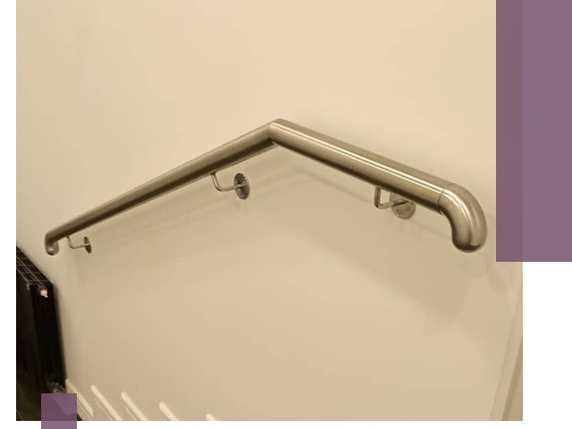 Изготовление пристенных поручней в Крымске под ключ за сроки